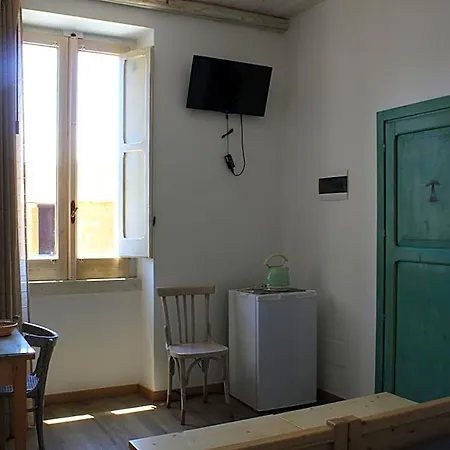 Elementa Bed and Breakfast Κονβερσάνο