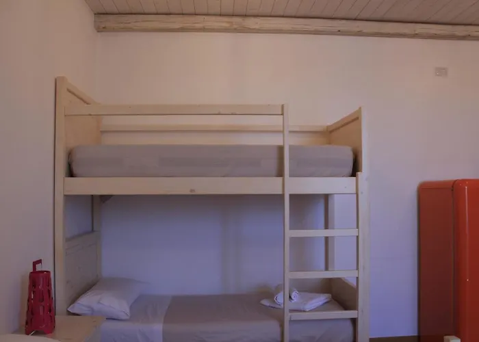 Elementa Bed & Breakfast 3*