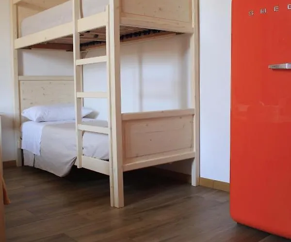 Elementa Bed & Breakfast 3*